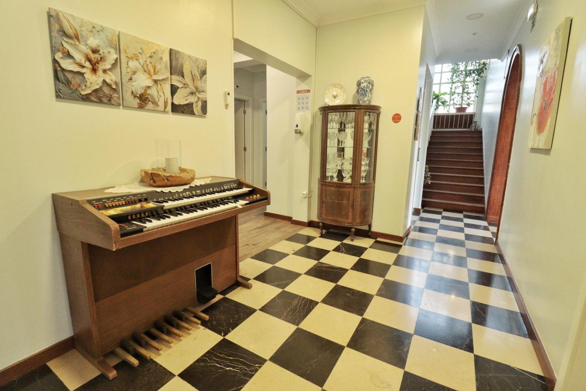 Hostel Jardins De Sao Luis Сетубал Екстер'єр фото